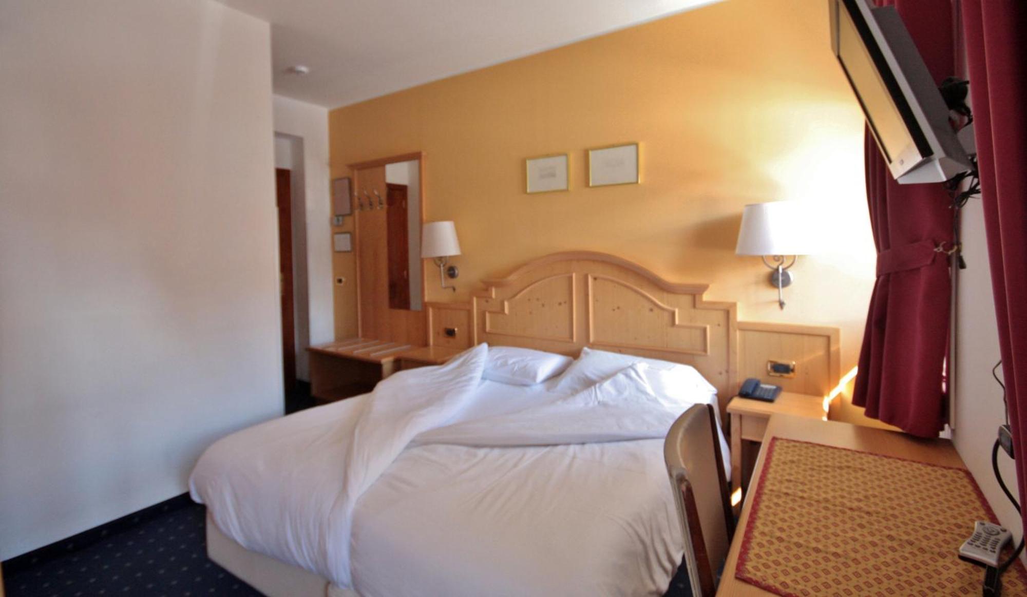 Hotel La Meridiana Madesimo Eksteriør billede